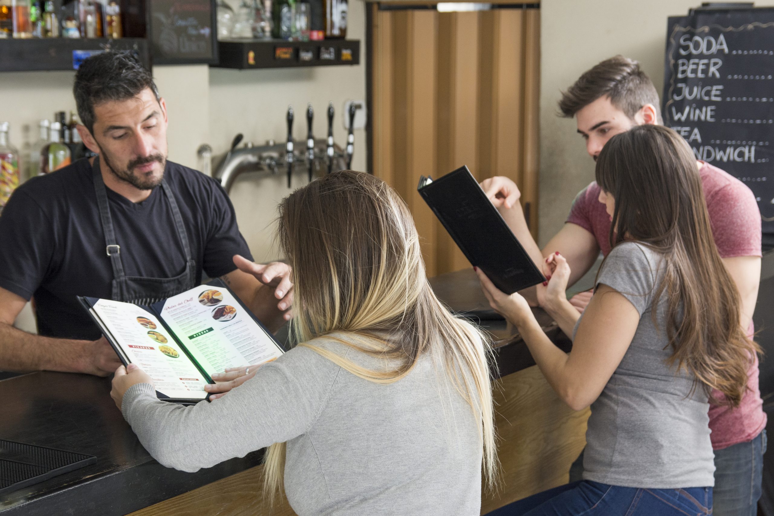 Cómo aplicar principios de marketing ético en la estrategia digital de tu restaurante